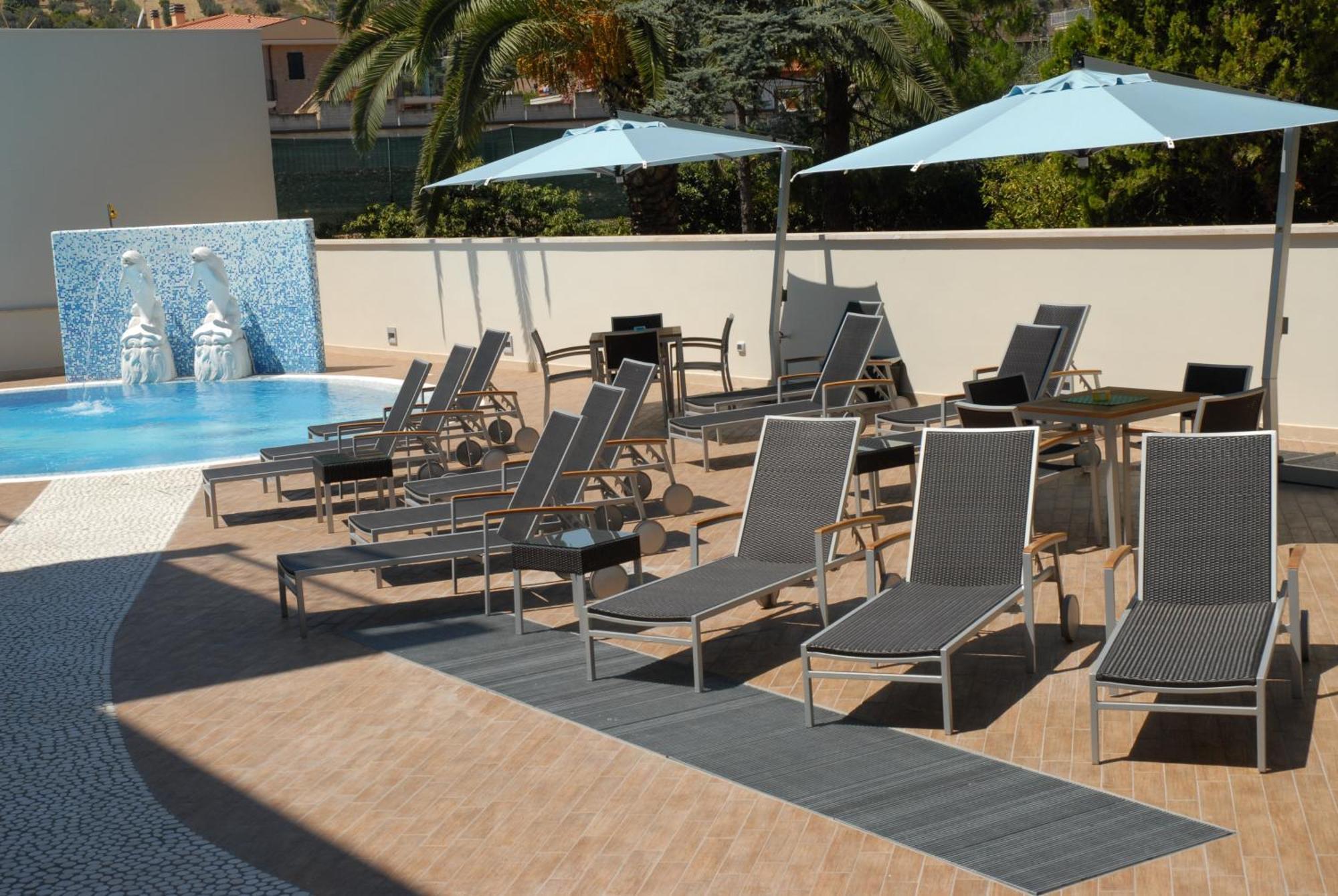 Residence Costa Smeralda Grottammare Extérieur photo