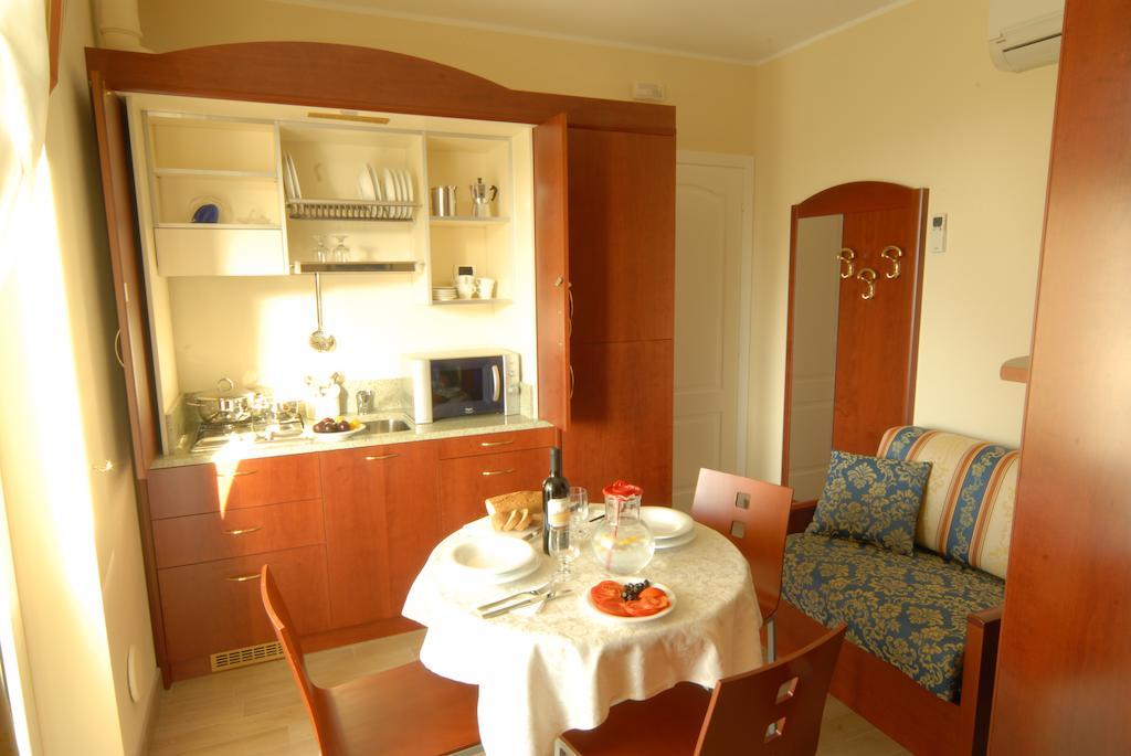 Residence Costa Smeralda Grottammare Chambre photo